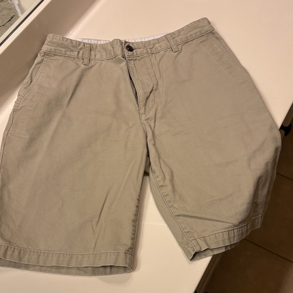 Dockers Men's Khaki Flat Front Shorts